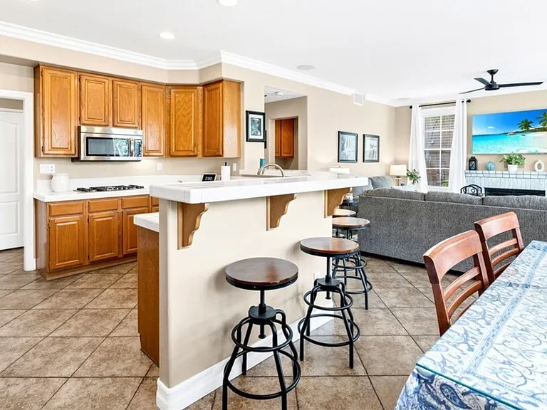 27320 Ocean Dunes St — Photo 16