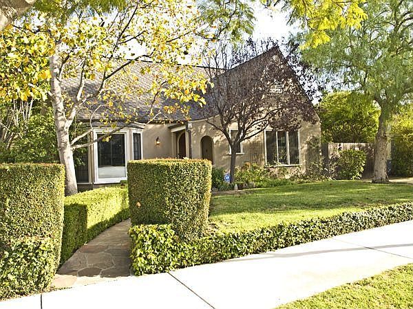 1st image of 908 S Cloverdale Ave