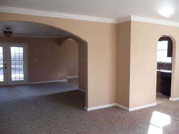 4th image of 3120 Woodfern Dr