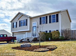 15945 Rhododendron Dr, Hagerstown, MD 21740