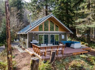 10042 Beach Dr, Birkenfeld, OR 97016