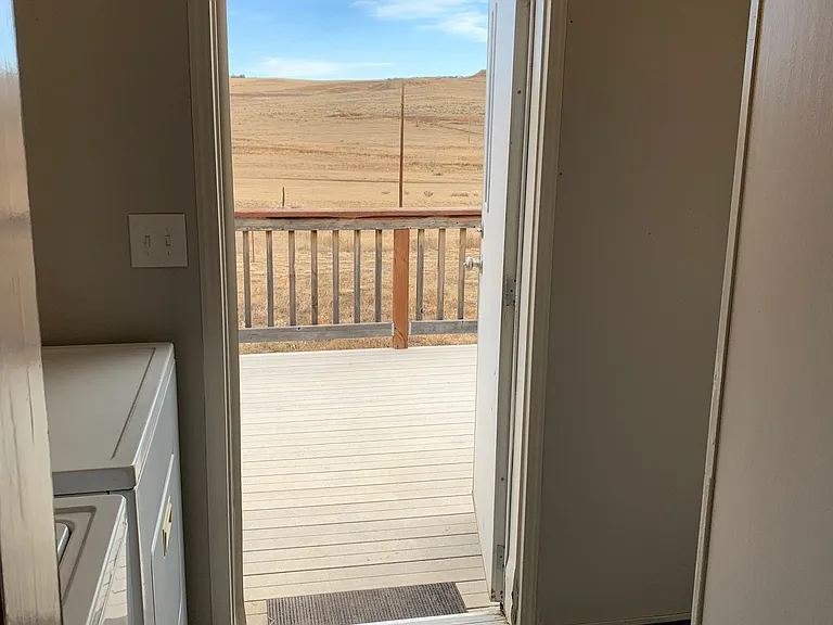 Exit to back deck