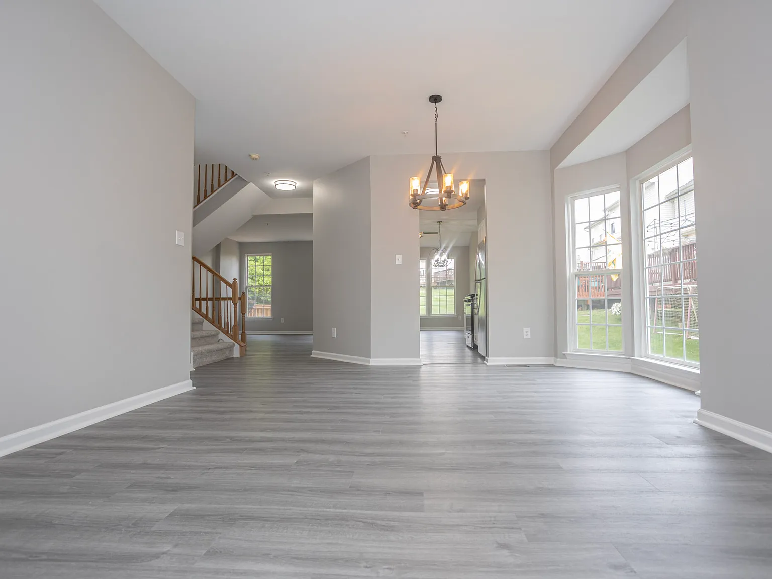 3 bed, 2.5 bath, 1960 sqft, $3,250 — Photo 4