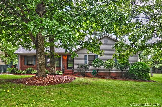 1st image of 3113 Pinemont Ln