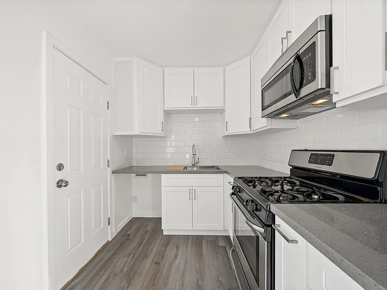 1669 N Hollywood Way #69 — Photo 7