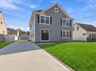 34 Wilson Road, Valley Stream, NY 11581