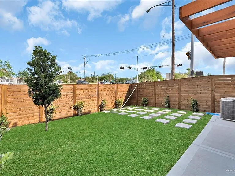 920 S Bicentennial Blvd — Photo 13