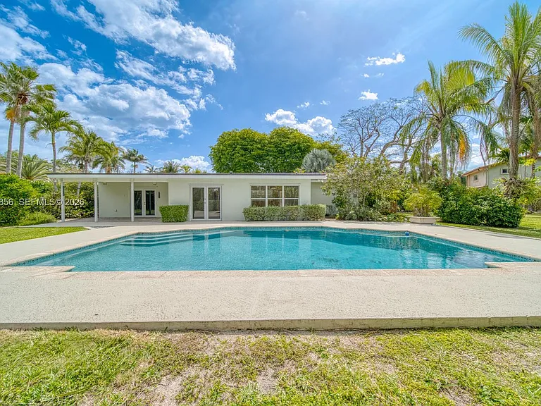 15730 SW 87th Ct — Photo 30