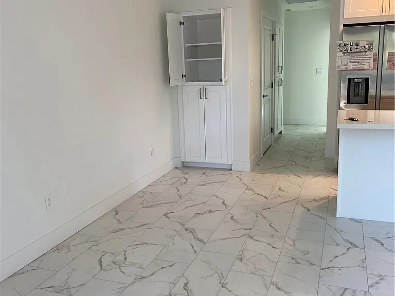 2292 10th St — Photo 3