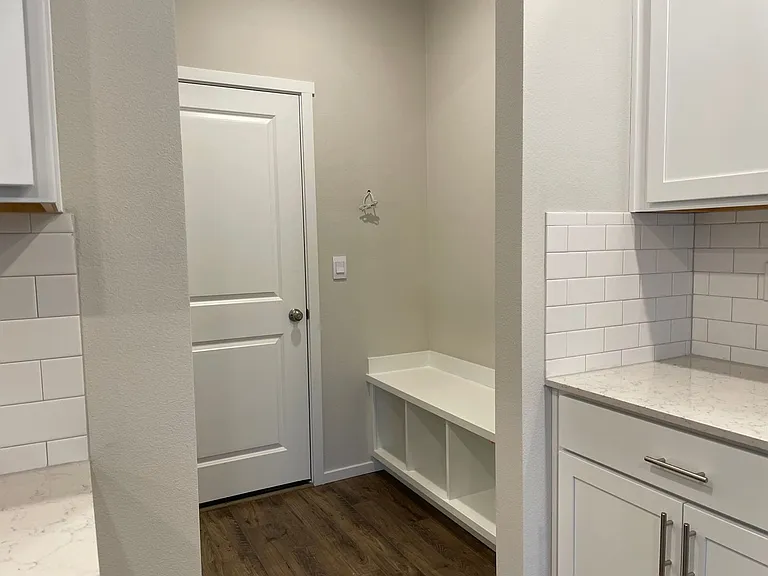 4941 NE 24th Ave — Photo 14