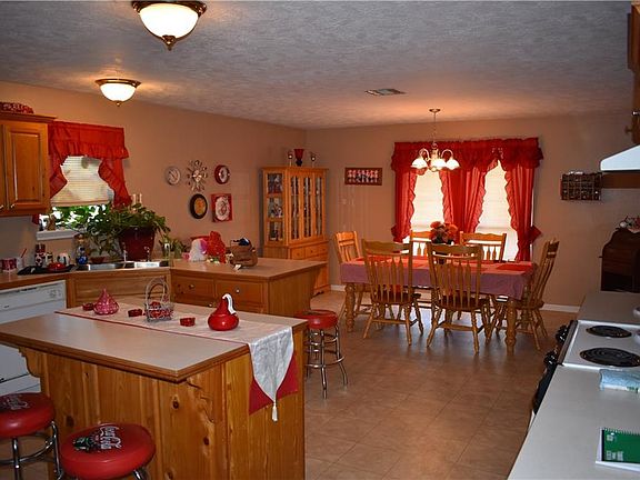 3rd image of 1062 Iroquoian Dr