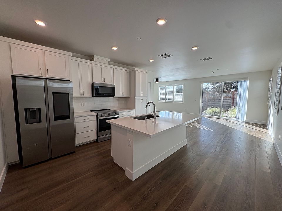 1st image of 1623 Tecado Dr