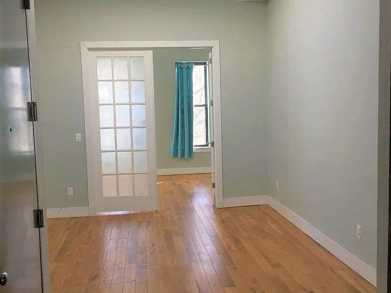 306 Evergreen Ave #3R — Photo 1