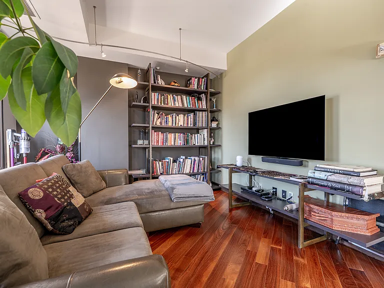 475 W 12th Ave #5A — Photo 57