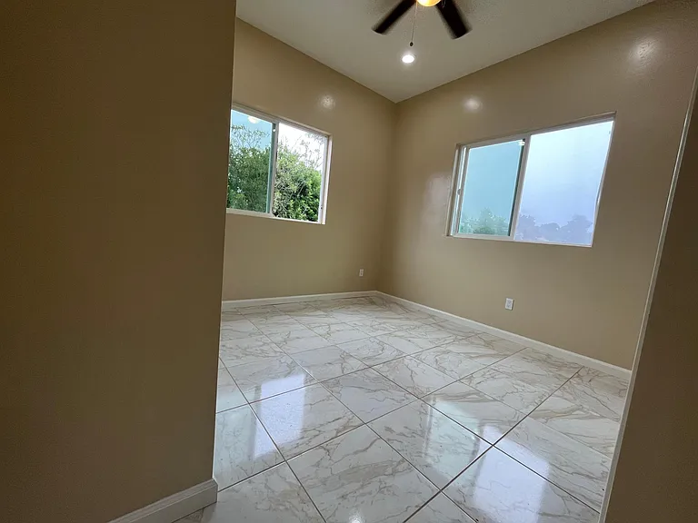 4932 Campanile Dr — Photo 78
