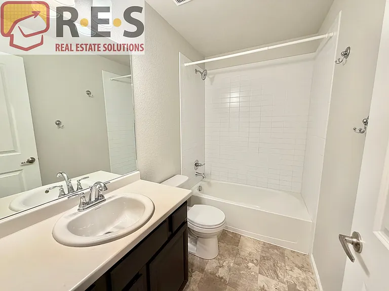 5361 Mountain Vista Hts — Photo 12
