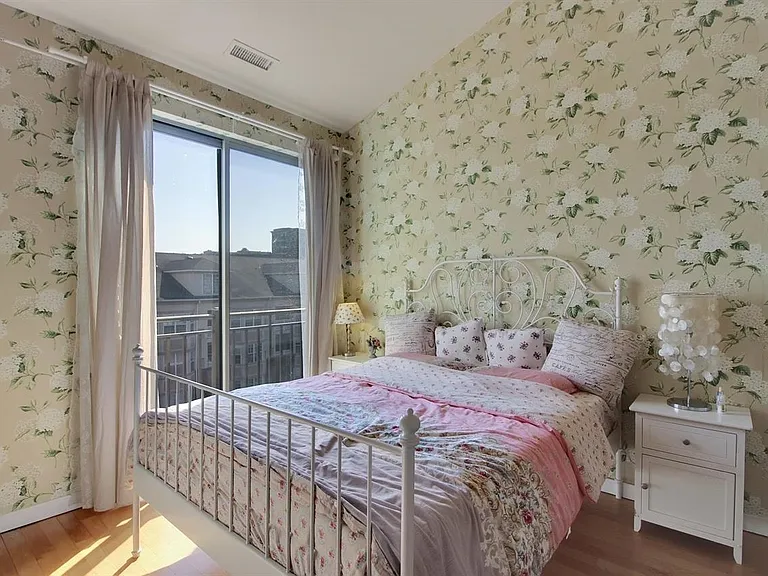 26 Avenue At Port Imperial #402 — Photo 9