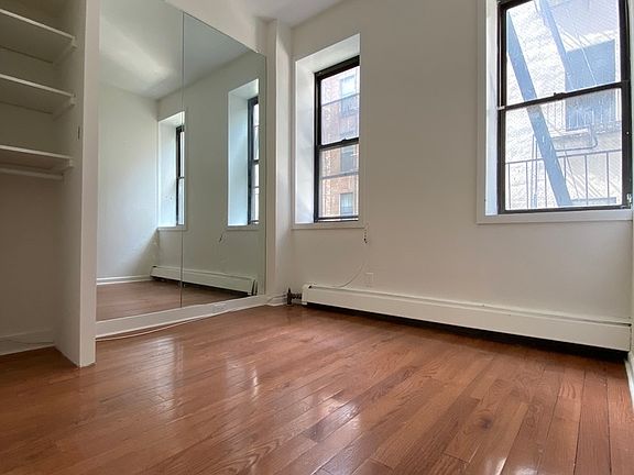 4th image of 312 E 9th St APT 2A