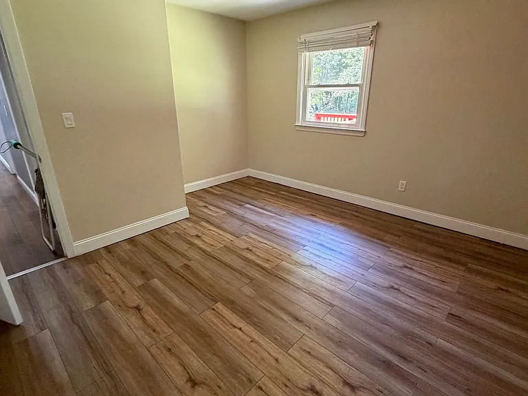 17 Sherman Rd — Photo 9