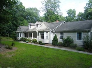9 Huckleberry Dr, Deep River, CT 06417