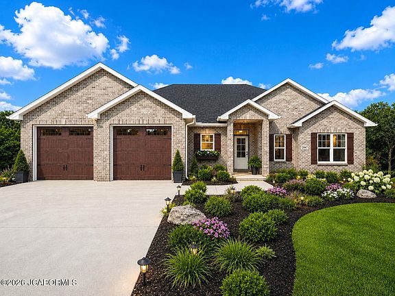 2nd image of 2447 Camzie Dr