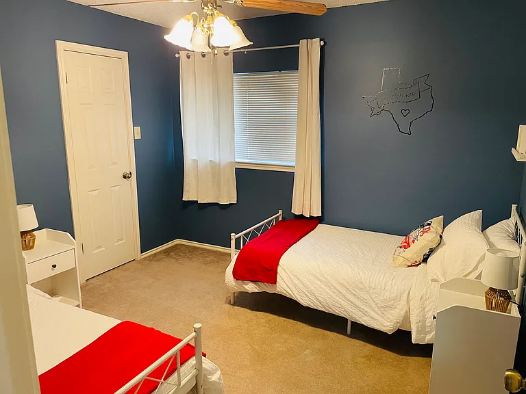 4827 Encanto Creek Dr — Photo 22