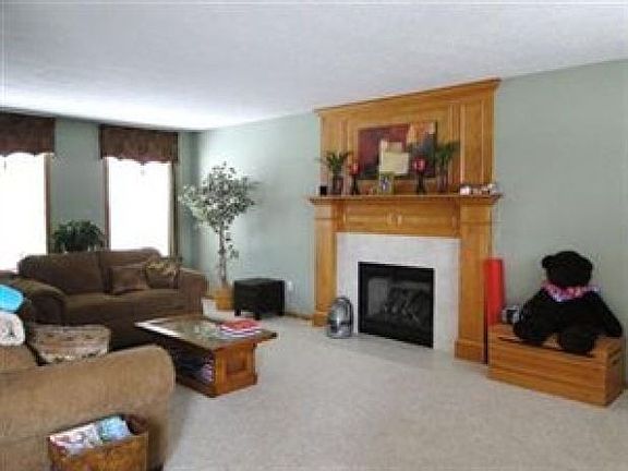 2nd image of 4467 Great Smokey Cir