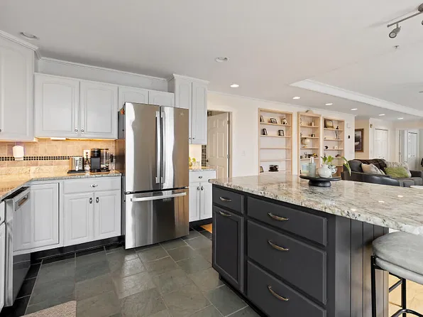 24 Pleasant Street #1, Bangor, ME 04401