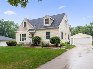 2520 12th Ave, Marion, IA 52302