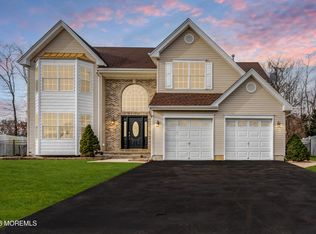 11 Orchid Lane, Barnegat, NJ 08005