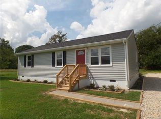 1524 Youngs Rd, Petersburg, VA 23803