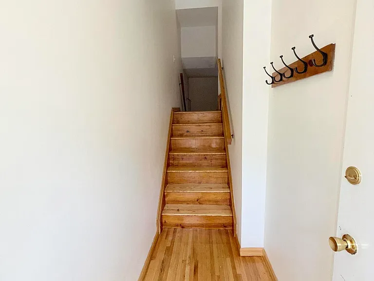 84 Church Ave — Photo 2