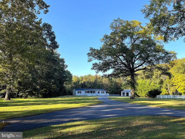 10056 Shawnee Rd, Greenwood, DE 19950