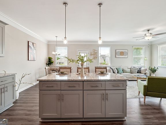7th image of this home