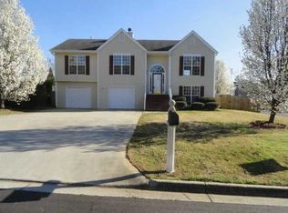 2575 Brenston Dr, Ellenwood, GA 30294
