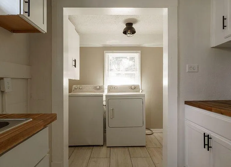 992 Philadelphia St #992 — Photo 8
