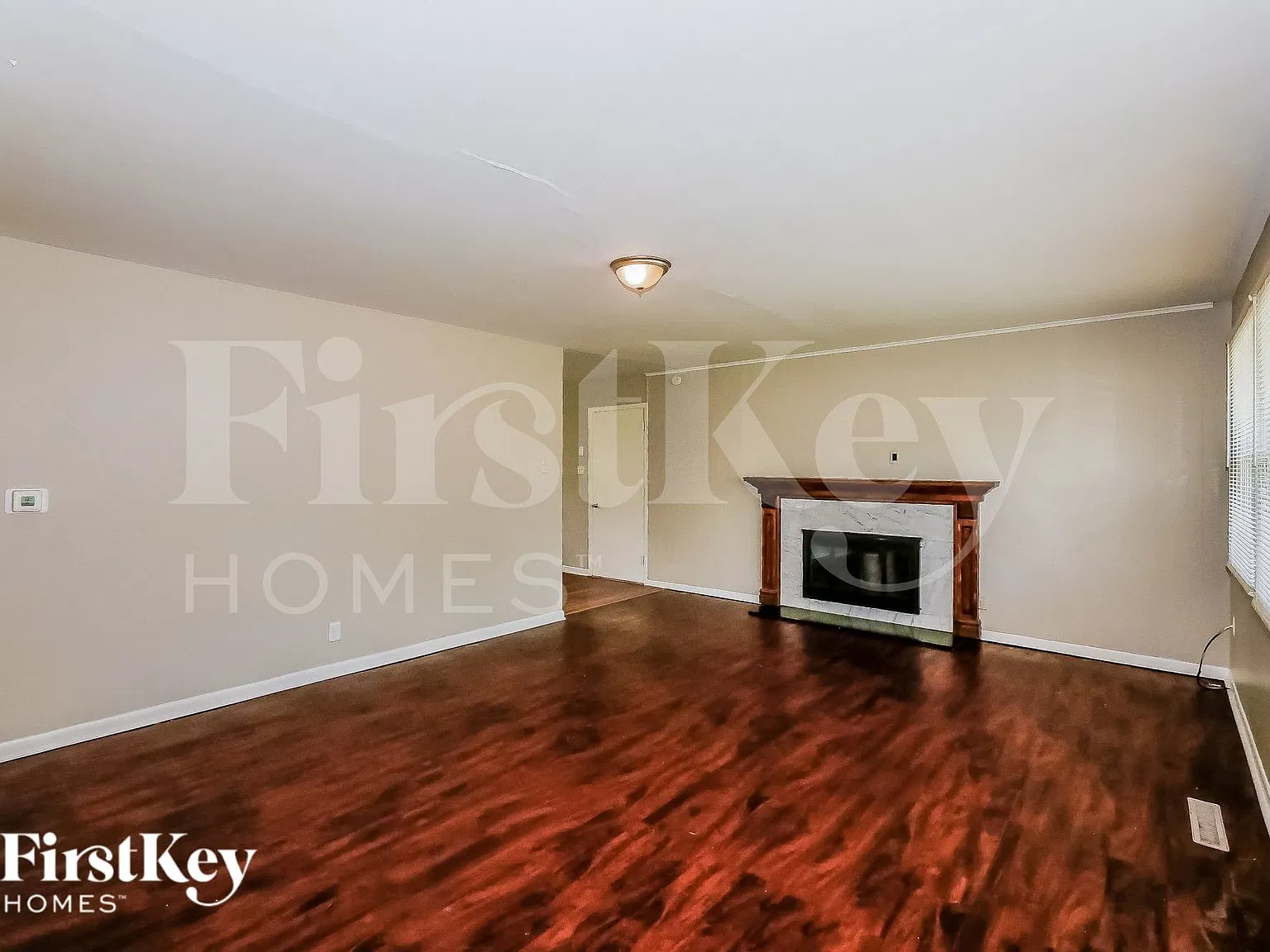 4 bed, 2.0 bath, 1924 sqft, $1,855 — Photo 2