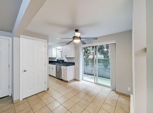 10343 Midvale Ave N APT 1, Seattle, WA 98133