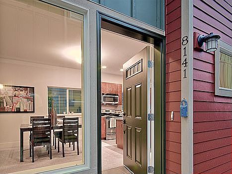 Inviting tiled entry