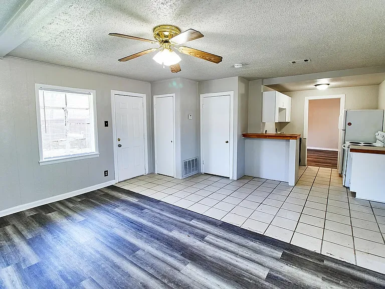 1504 Sherman Dr #301 — Photo 4