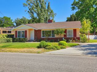 23330 8th St, Santa Clarita, CA 91321