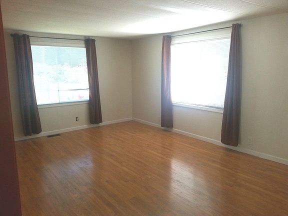 2nd image of 25015 10th Ave S