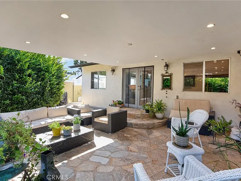 6710 Kurl Way — Photo 9