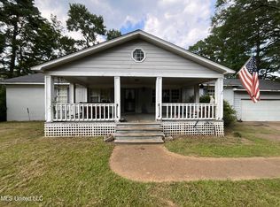 3065 Holly Springs Rd, Hernando, MS 38632
