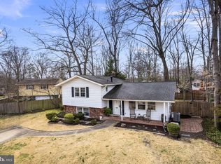 8226 Crown Court Rd, Alexandria, VA 22308