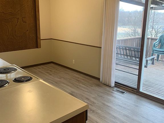 4th image of 8842 Sprague Cir