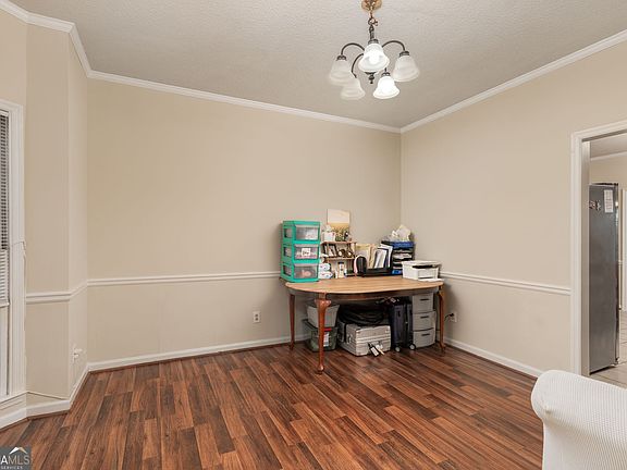3rd image of 108 Hillbrooke Ct