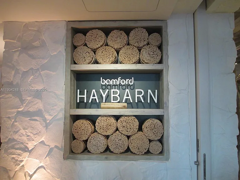 2301 Collins Ave #507 — Photo 30