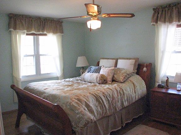 4th image of 4105 Jewel St