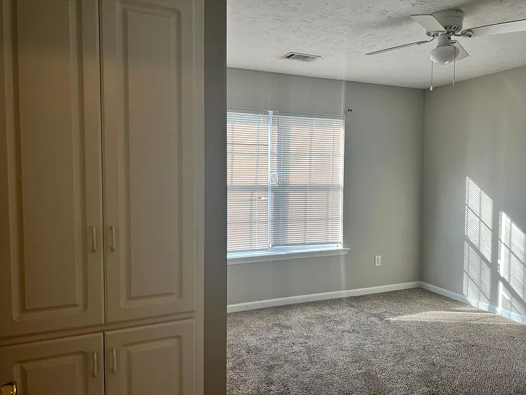 6222 Crystal Dr #D — Photo 10